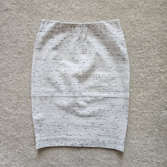 Aritzia Wilfred Campagne Stretch Pencil Skirt Size 2 - Picture 2 of 7